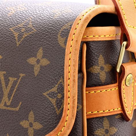 louis vuitton monogram canvas sologne.